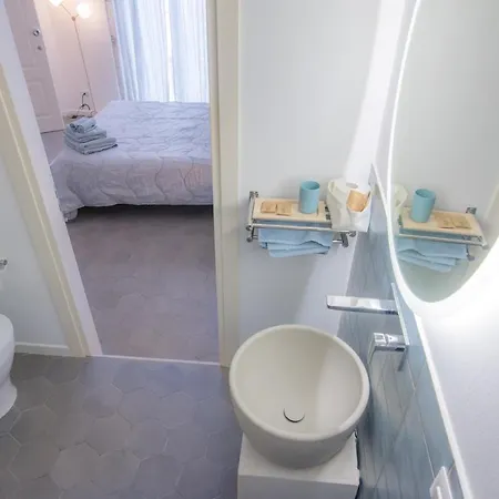 בית הארחה Dimora Di Levante- Ortigia Holidays סירקוזה
